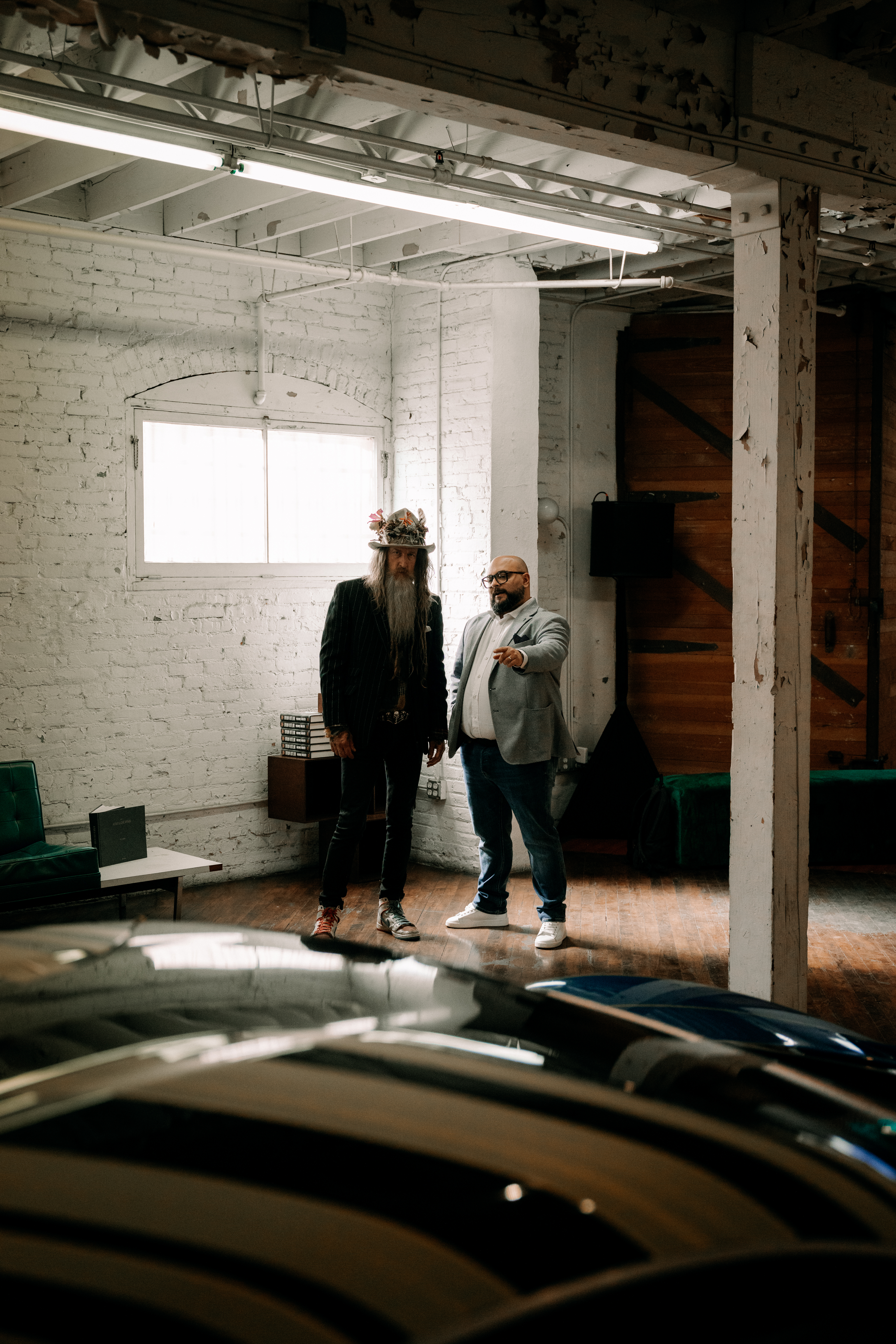 Magnus_Walker_with_Dave_Amantea_LR_02_1744720998727.jpg