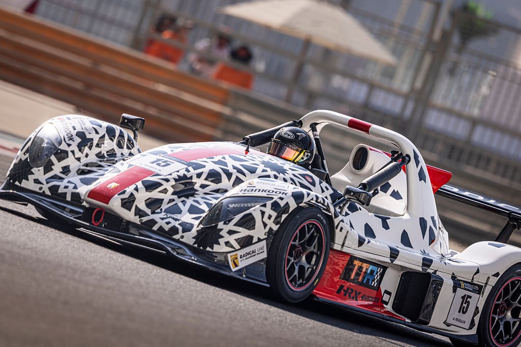 TRiNiDAD RICARDOα WorldChampionLimited Nissan GTP-ZX wins class at Amelia Island